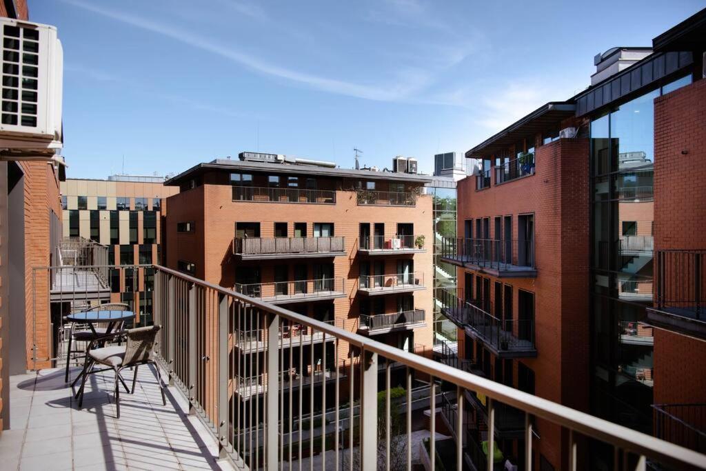 Wygodny Apartament Przy Dworcu 크라쿠프 외부 사진