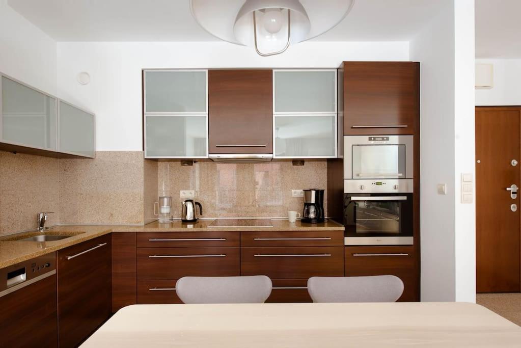Wygodny Apartament Przy Dworcu 크라쿠프 외부 사진